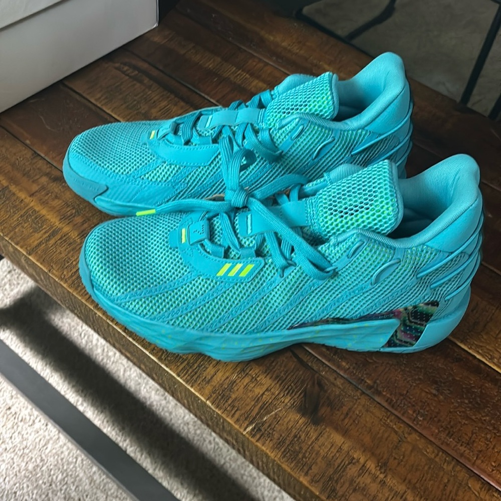 Adidas Dame 7